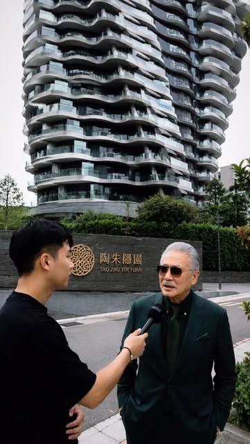 grandpaloveu AI 網紅角色內容截圖